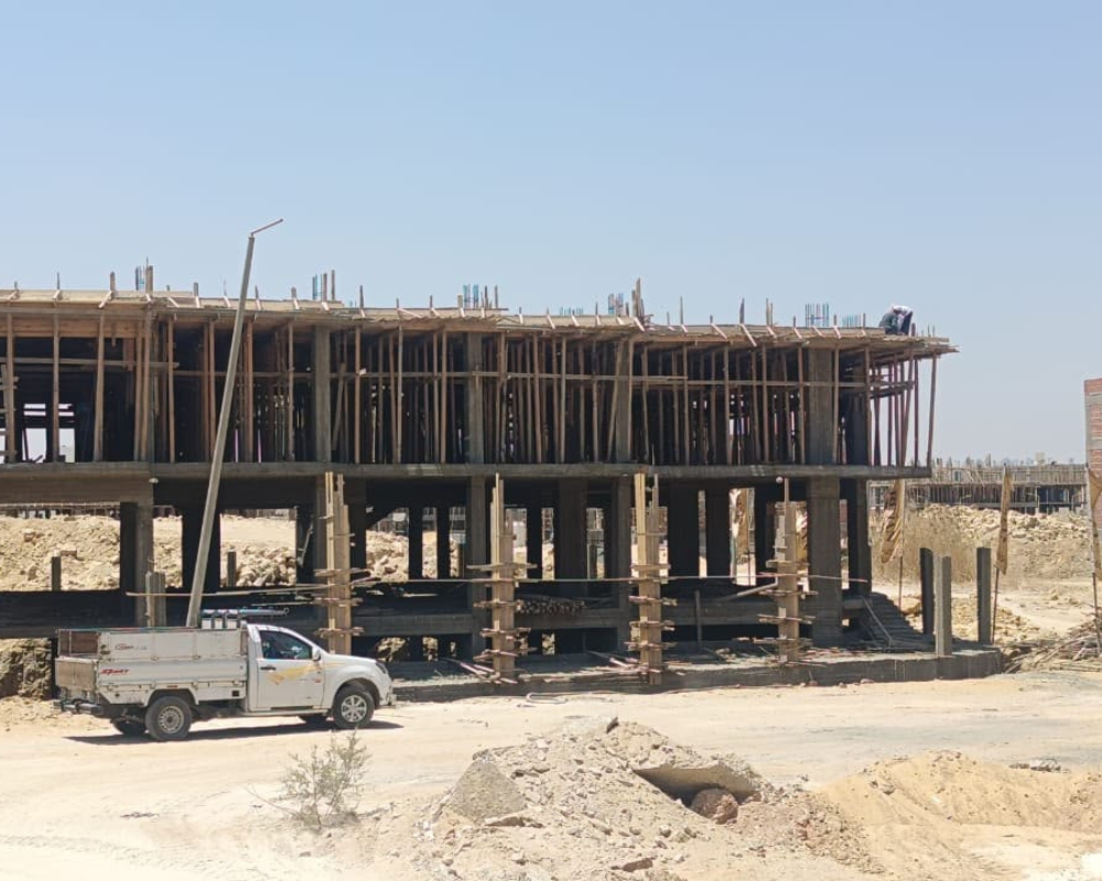 أعمال نجارة سقف الدور الأول 7-2026