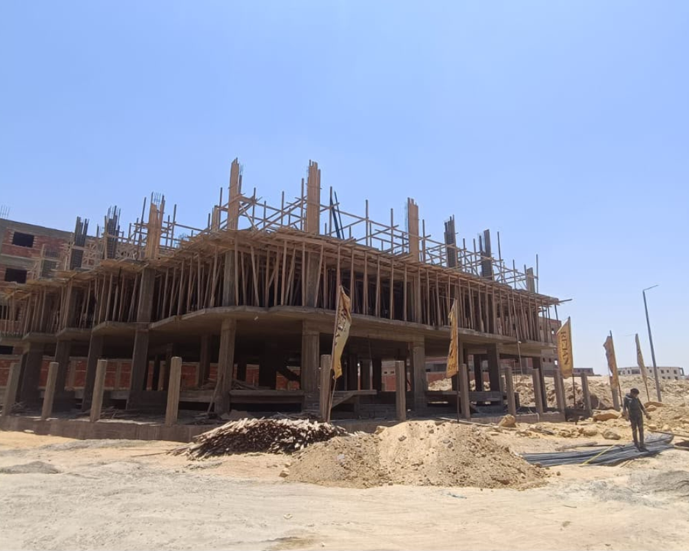 اعمال نجاره وحدادة اعمدة التاني 8-2026