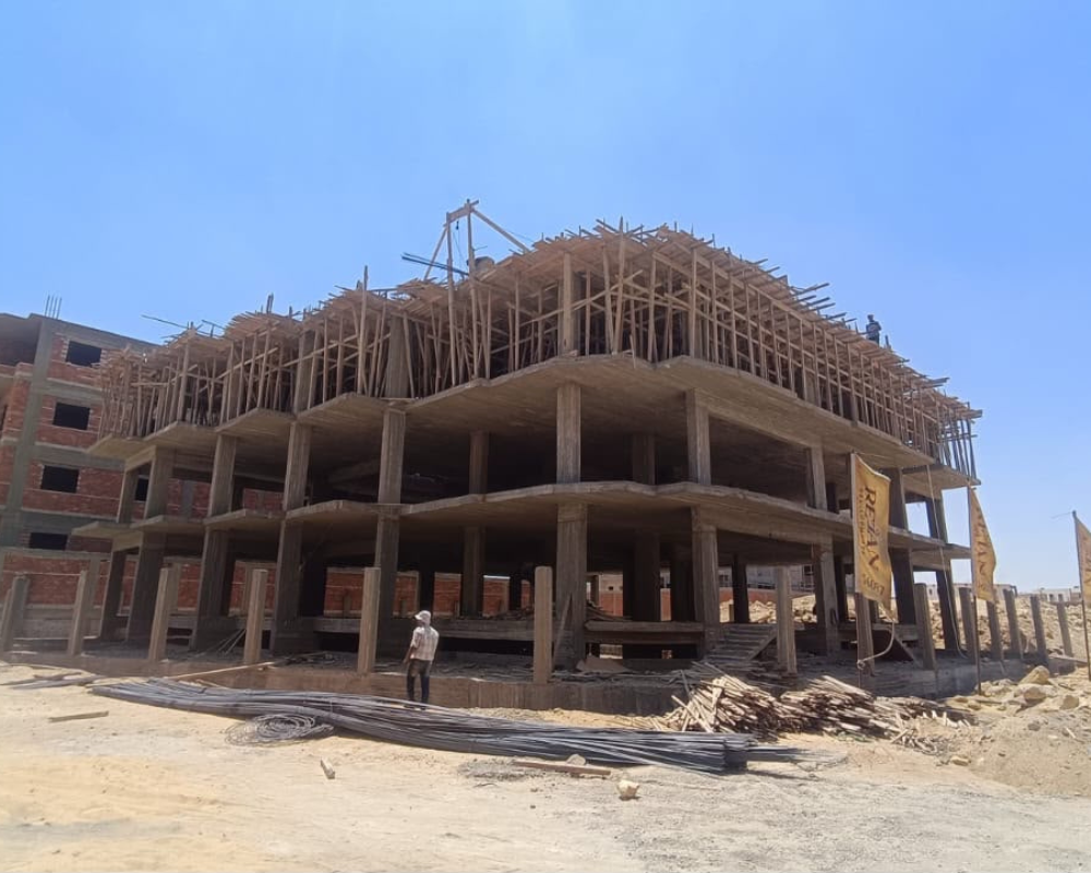 أعمال حدادة سقف الدور الثاني 8-2026