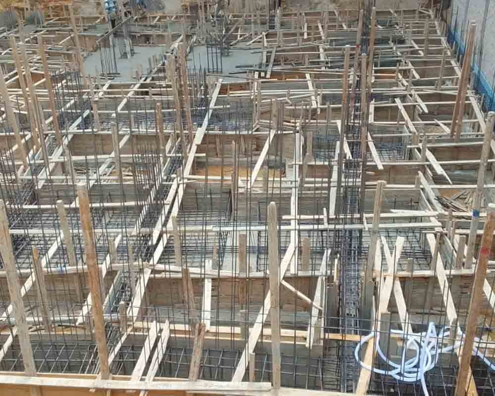 جاري اعمال صبة قواعد مسلحة10-2025